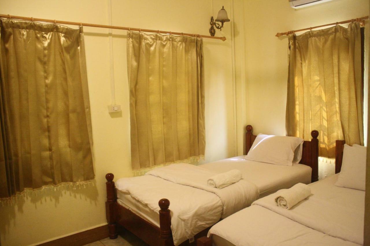 Viengchalern Guesthouse Luang Prabang Esterno foto